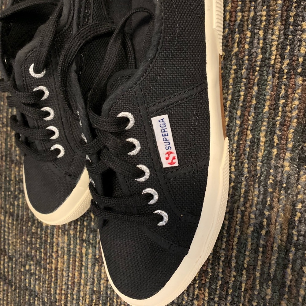 Superga black sneaker